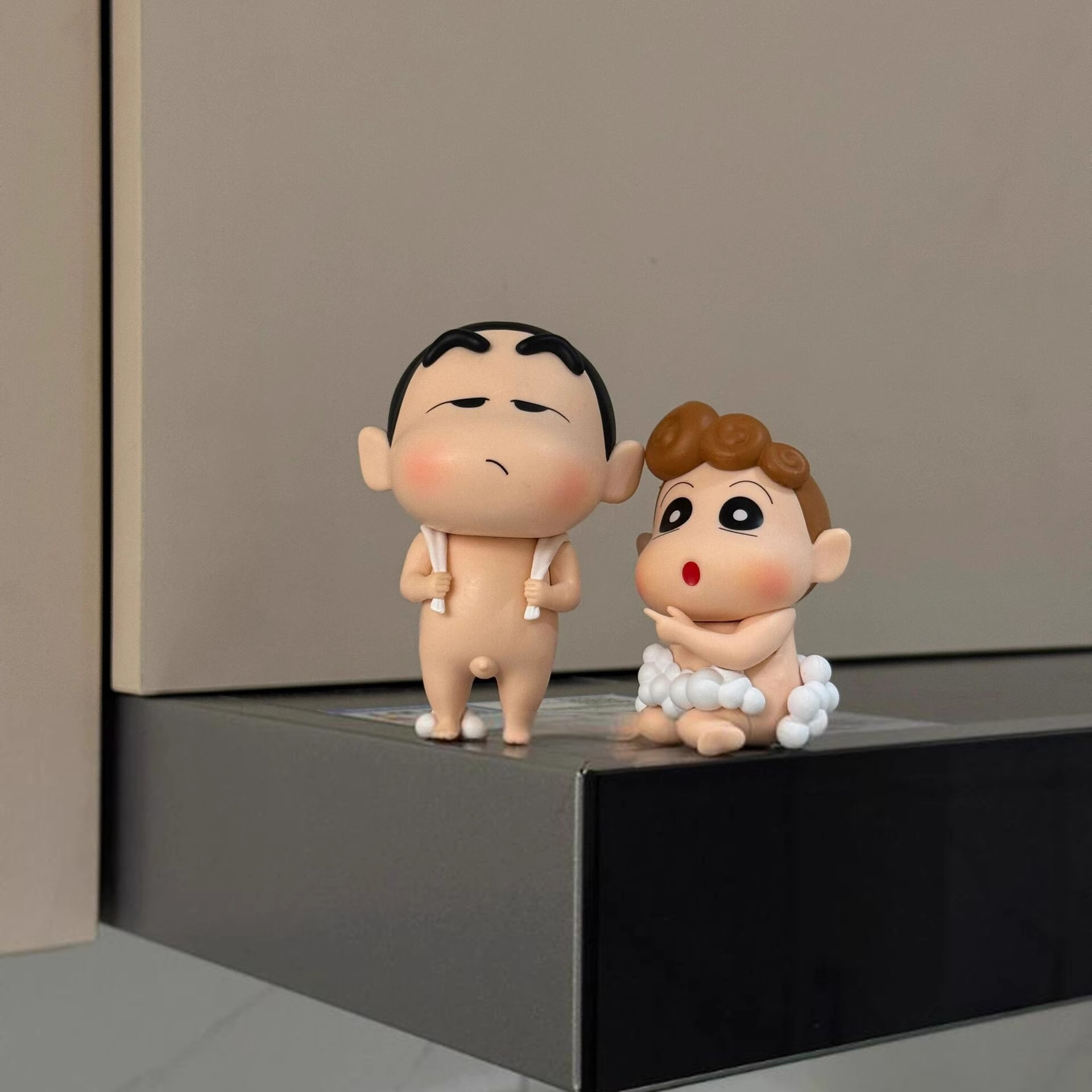 Home Bathroom Accessories - Niedliches Crayon Shin-chan Badezimmer-Set, Cartoon-Ornament, kleine