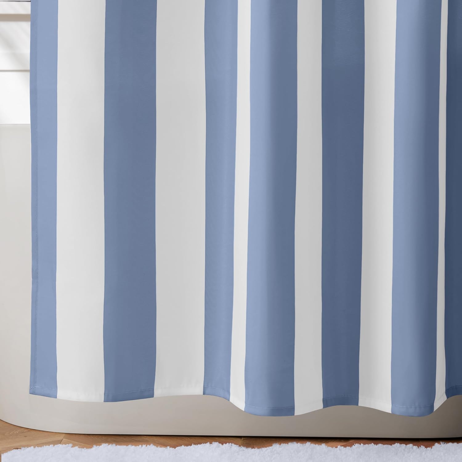 Moderner Blau-Weiß Gestreifter – Shower Curtain Liner Bewertung und Preis